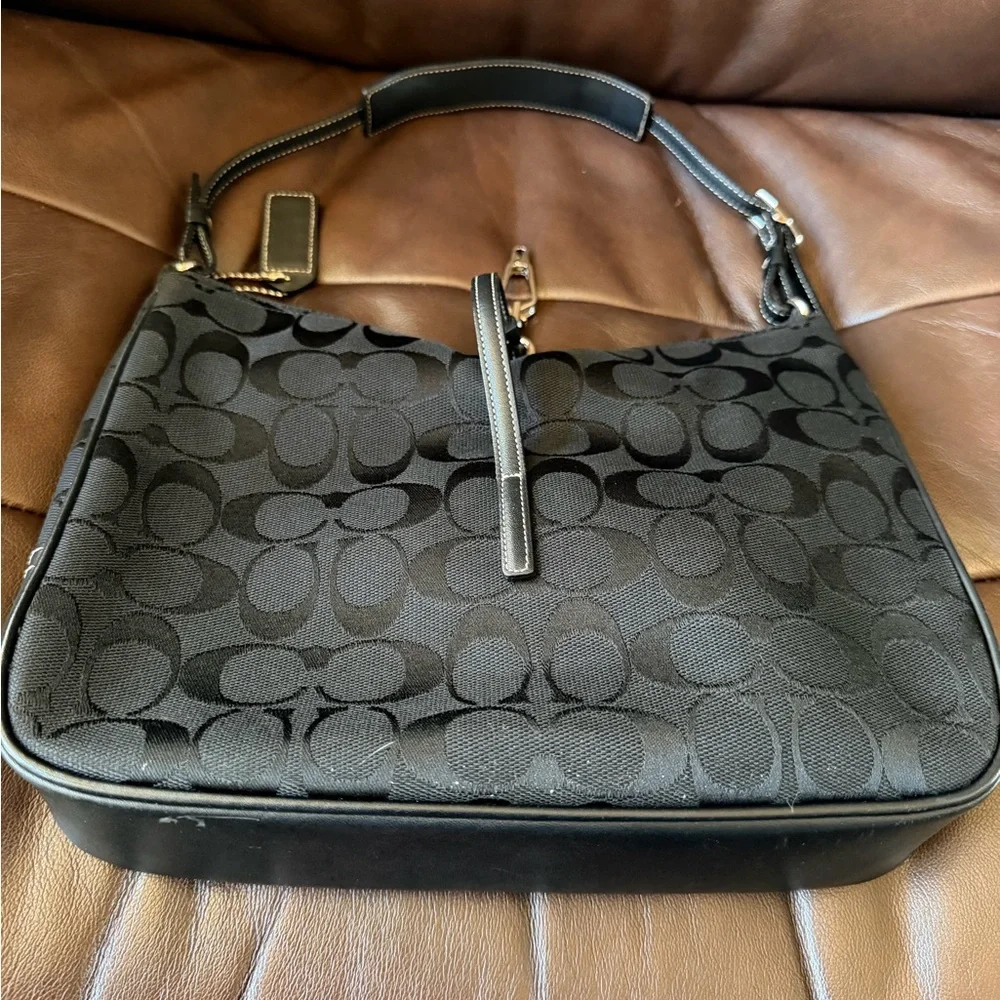 Vintage Y2K Coach Rare Black Signature Hamptons Hobo Bag EUC - Picture 4 of 11